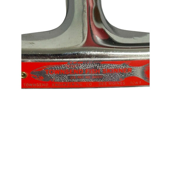 Vintage Townsend Fish Skinner USA Des Moines Iowa Sporty Outdoors Fisherman - Picture 2 of 6